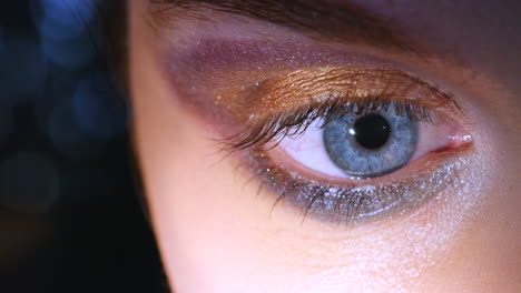 Schönheit,-Make-up-Und-Blaues-Auge-Mit-Lidschatten