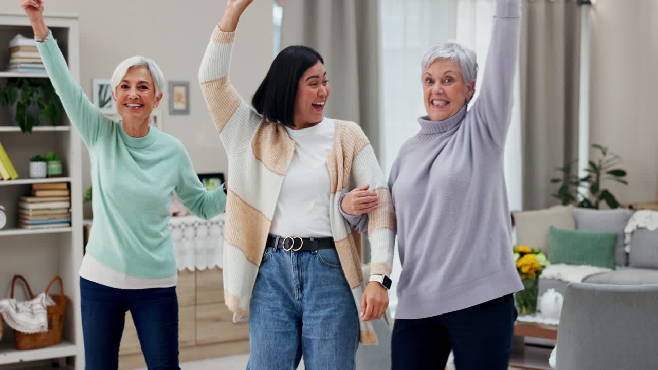 댄스, 노인 여성 및 웰빙과 함께 돌보는 사람