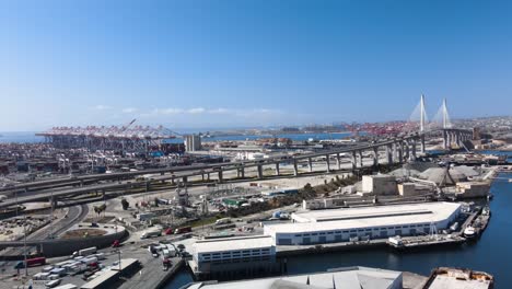 로스앤젤레스 항구 (los angeles port) 에 대한 공중 사진 (bid day)