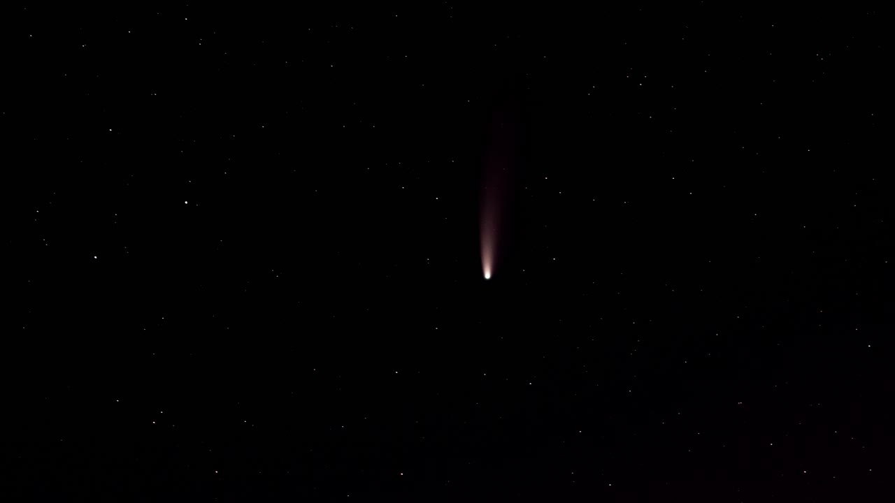 Beautiful Shooting Star In The Evening Sky, Panning Left