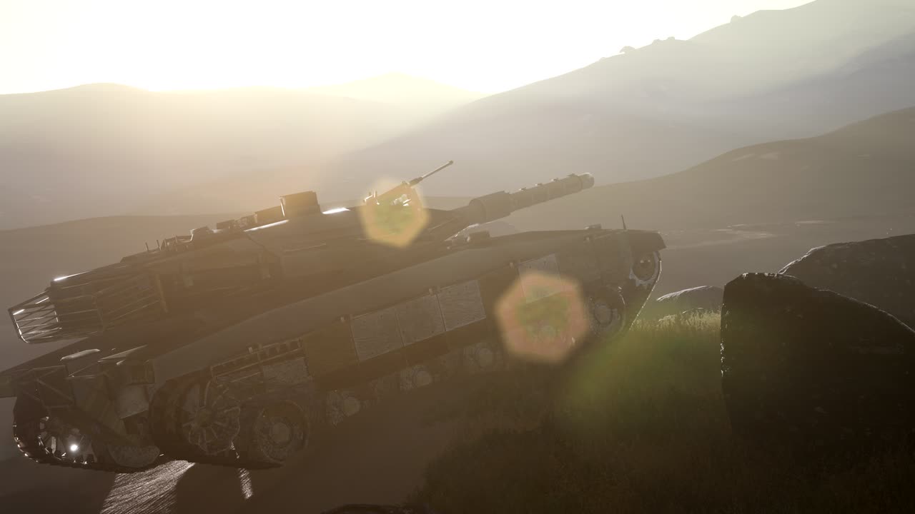 vecchio serbatoio arrugginito nel deserto al tramonto
