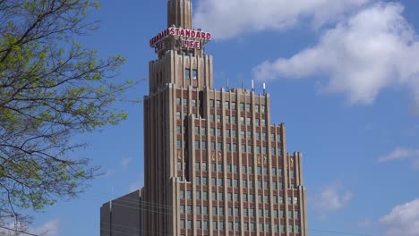 Eine-Schöne-Aufnahme-Des-Standard-Life-Building-In-Jackson-Mississippi