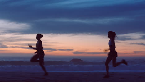Fitness,-Ejercicio-Y-Mujeres-Saludables-En-Forma-Corriendo