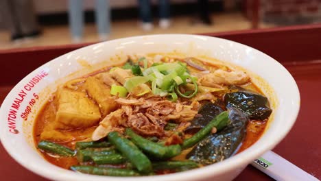 noodle dish with vegetables and tofu