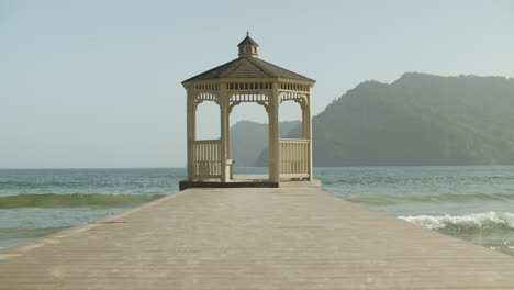 maracas beach jetty in trinidad