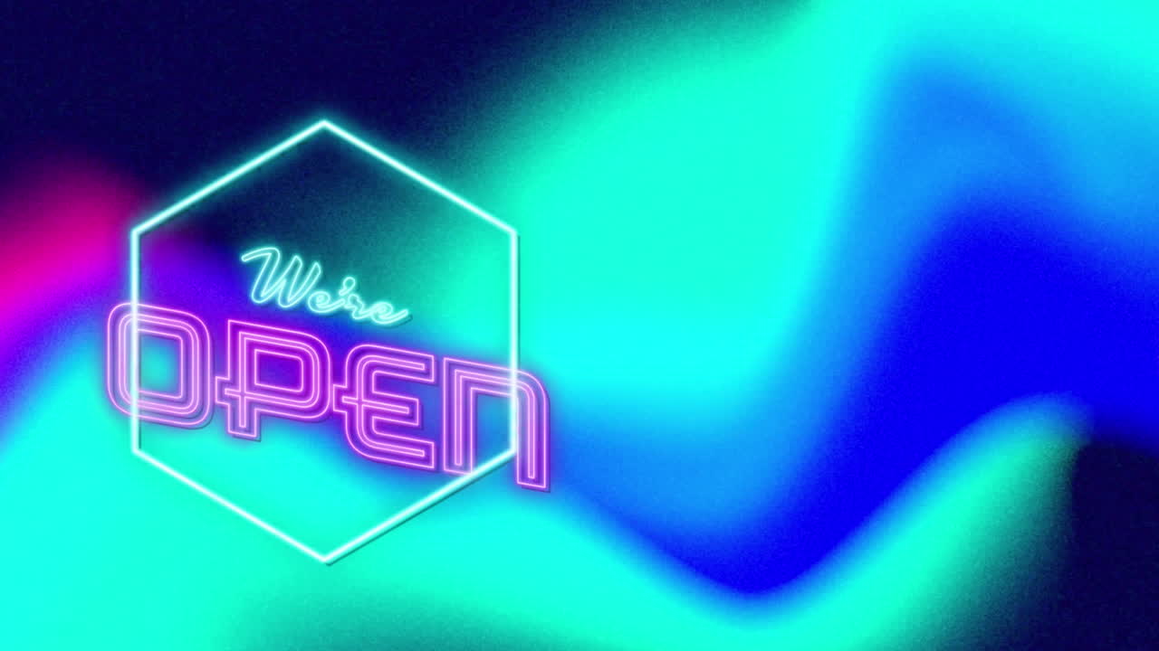 animación de estamos abierto texto sobre formas en fondo negro.