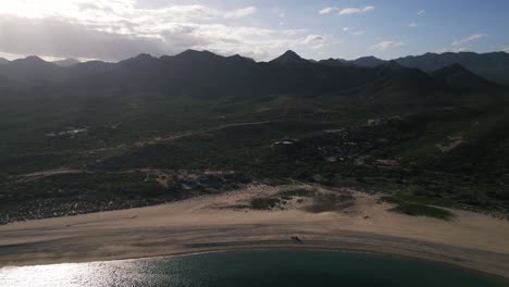 aerial de baja california sur de méxico cabo pulmo parque nacional no tripulado