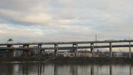 marquam bridge time lapse in portland oregon usa america on the willamette river shot in 4k high resolution