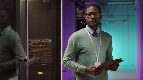 it engineer going out of server room
