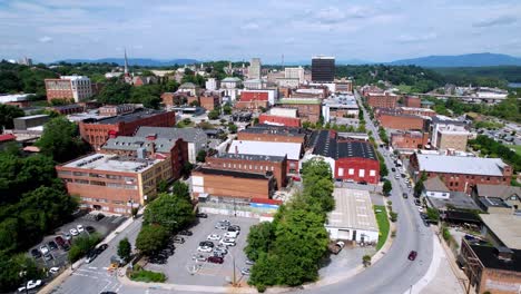 empuje aéreo en lynchburg virginia en 4k