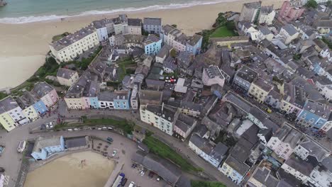 filmado en tenby en 2018, durante el triatlón ironman