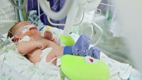 en la unidad de cuidados intensivos infantil del hospital