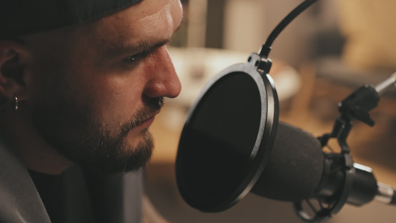 Close Up of Bearded Man Talking on Podcast