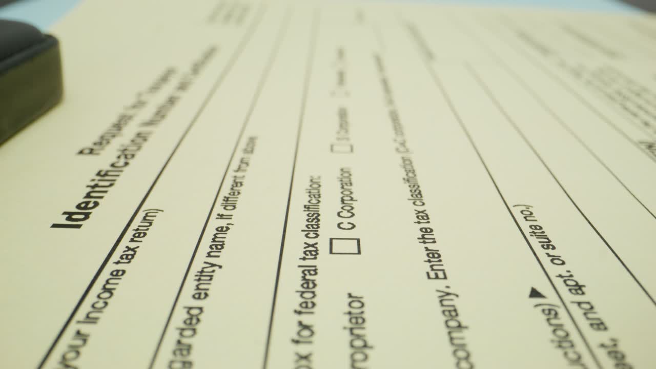 rellenar un formulario de impuestos