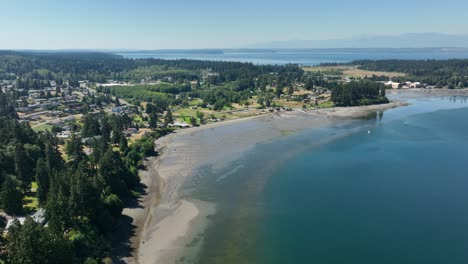 bardzo szerokie ujęcie z lotu ptaka freeland na wyspie whidbey