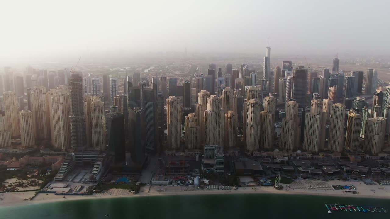 Vista aerea dello skyline di Dubai