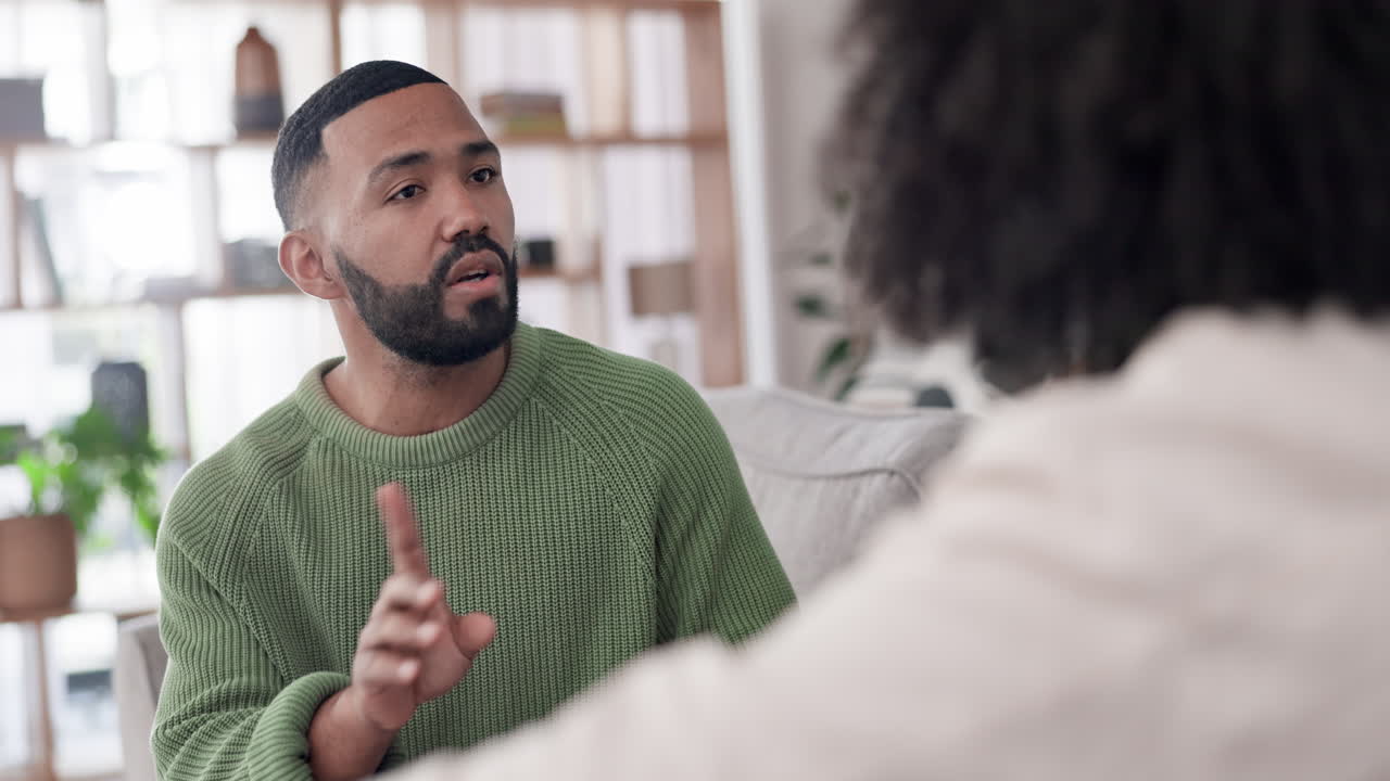 hogar, ira y pareja frustrada