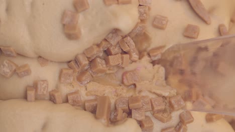 caramel ice cream with toppings