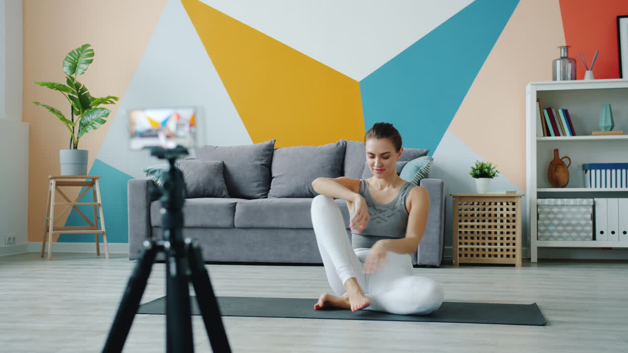 sesión de yoga en el hogar