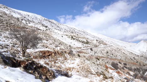 majdal shams y el monte hermon en un invierno nevado
