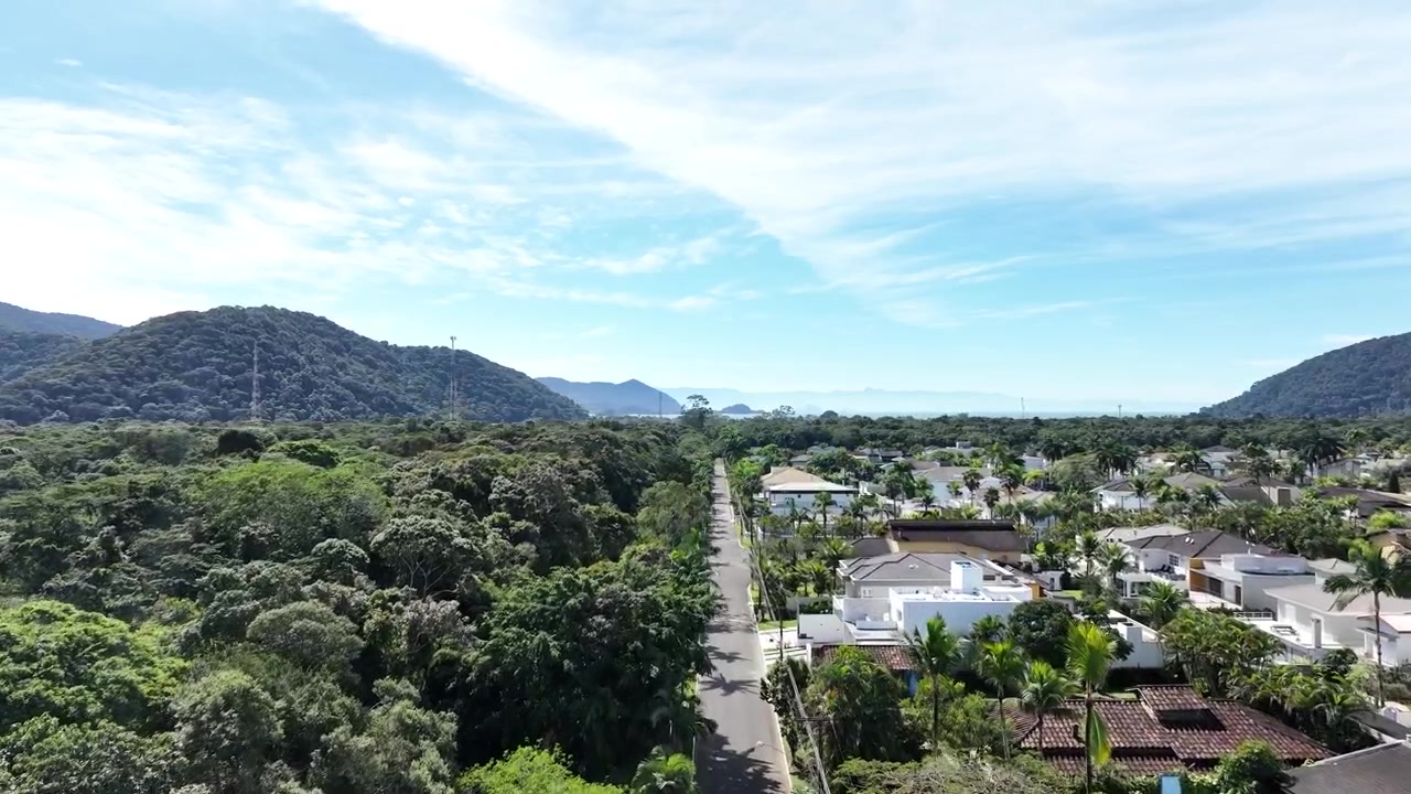 Splendide riprese aeree con drone di Jardim Acapulco, Guarujá, Brasile