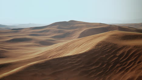 Empty-Quarter-Desert-Dunes-at-Liwa