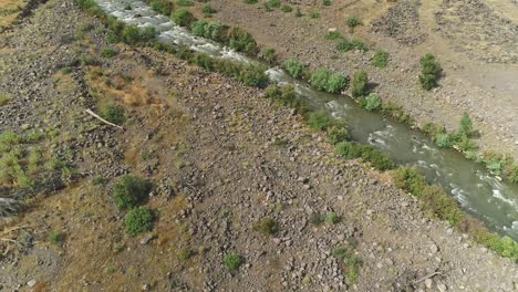 Luftaufnahmen-Des-Flusses-Jordan,-Der-Im-Norden-Israels-Fließt