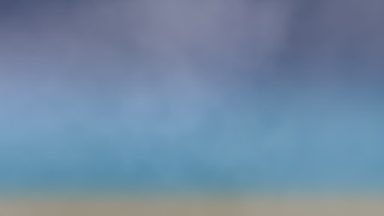 cielo azul vibrante con sol radiante y nubes ondulantes