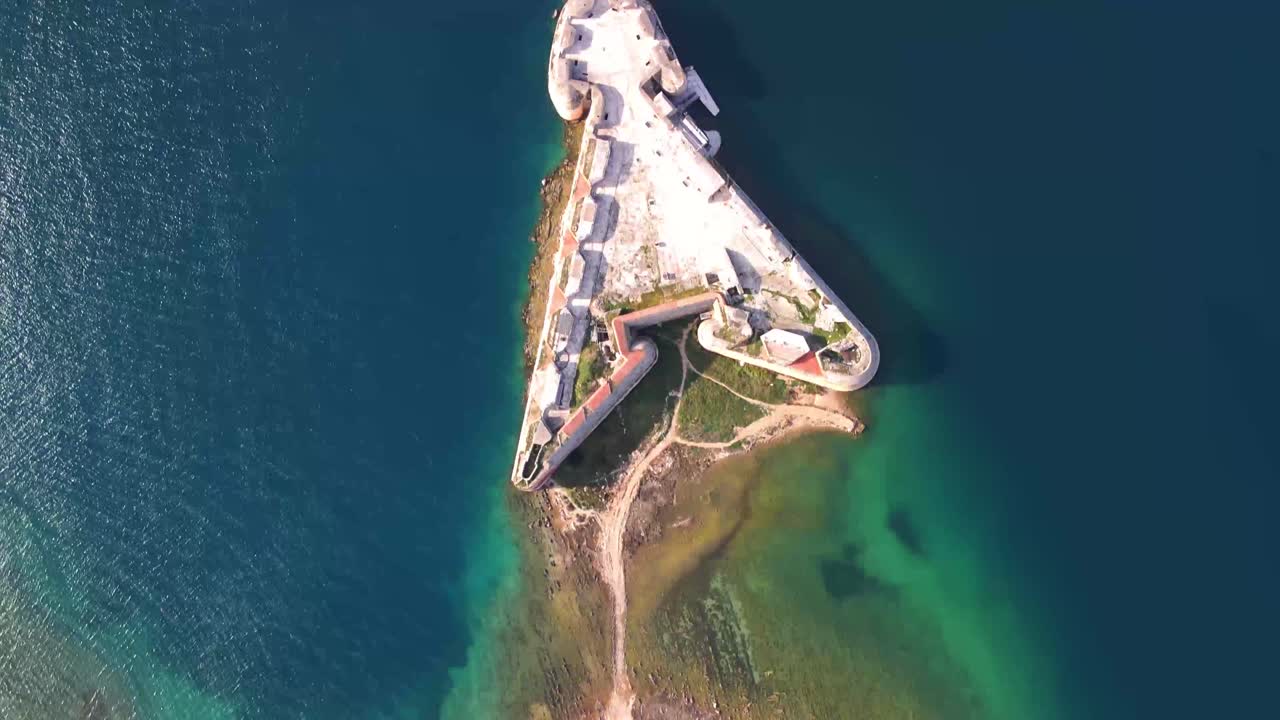 st의 드론 헤드샷