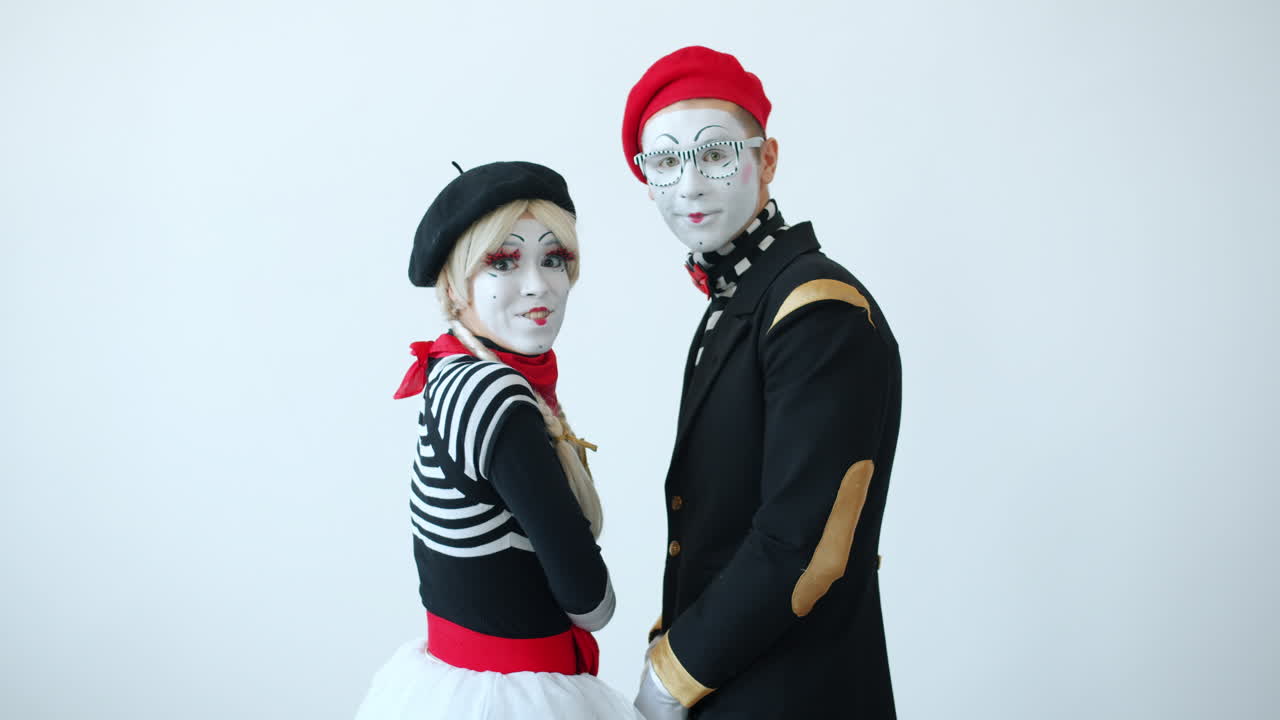 Mime Duo