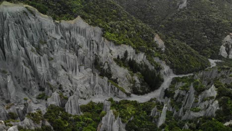 camino de dimholt de el señor de los anillos escena de la película revelación aérea