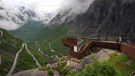 Mirador-De-La-Carretera-Troll