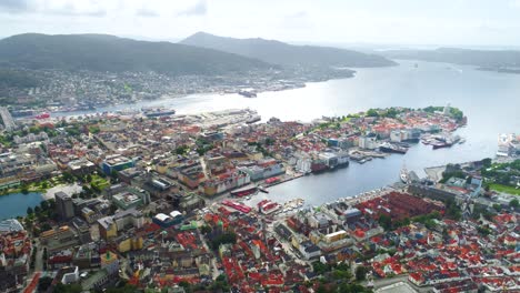 Bergen-Es-Una-Ciudad-Y-Municipio-De-Hordaland,-En-La-Costa-Oeste-De-Noruega.-Bergen-Es-La-Segunda-Ciudad-Más-Grande-De-Noruega.