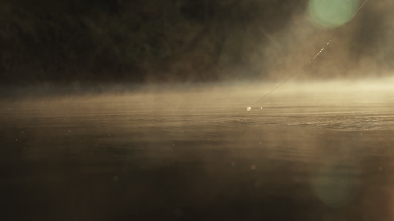 해가 뜨고 해가 지면 안개가 나는 강