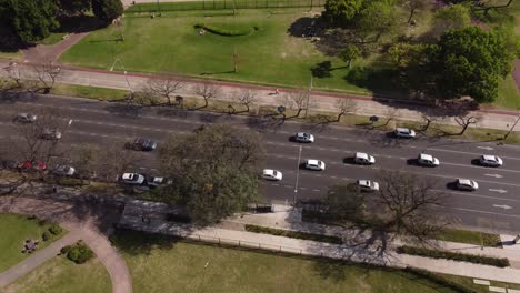 avenida del libertador en recoleta en buenos aires, argentina