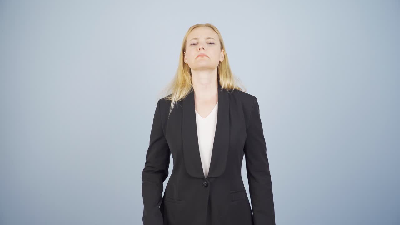 강하고 성공적인 사업가입니다.