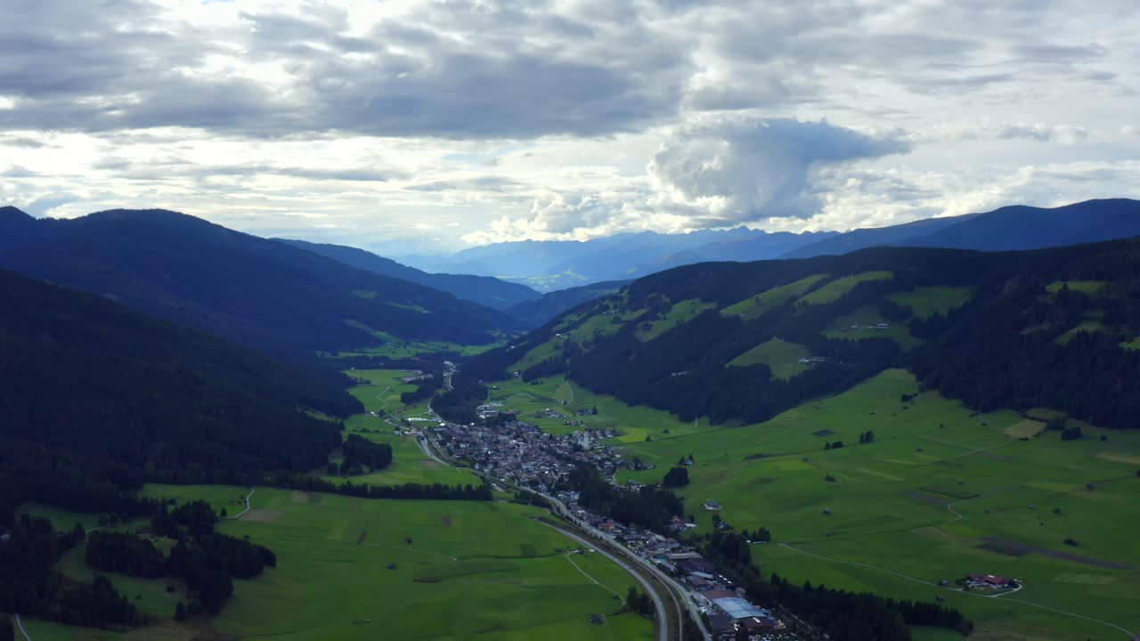 camping y villabassa, dolomitas, valle puster, bolzano, tirol del sur, italia, septiembre 2021