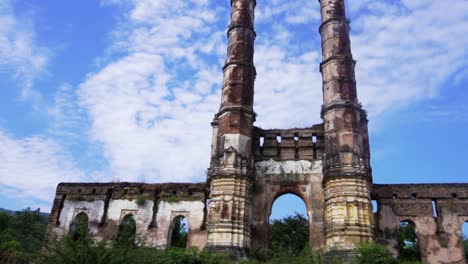 Erbe-Iteri-Masjid-Von-Champaner