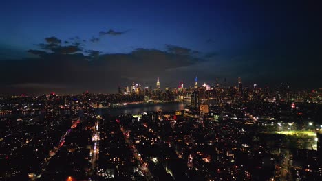 Volando-A-Nueva-York,-Noche-Sobre-El-Estado-Del-Imperio