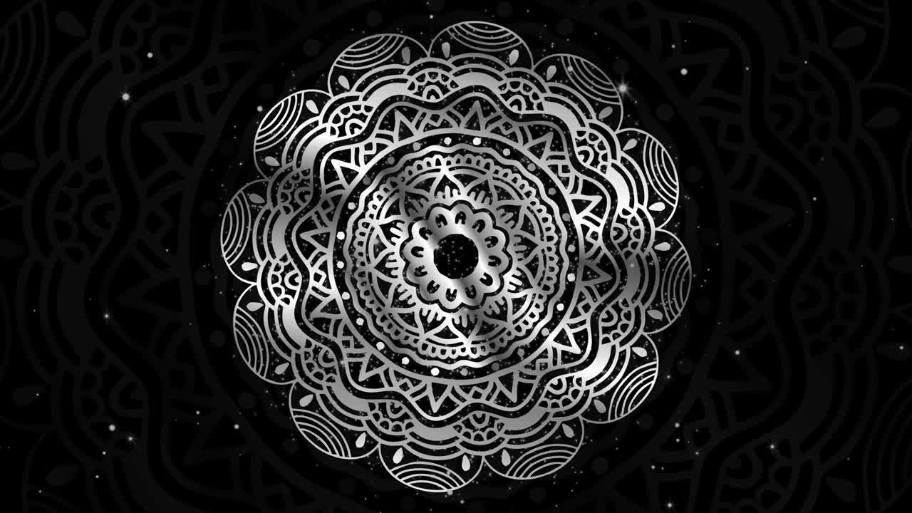 mandala de plata giratoria de primera calidad diseño real con polvo de plata brillante que fluye.