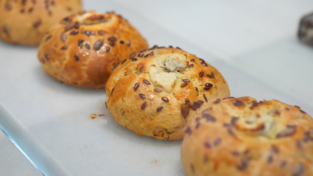 variedad de productos horneados