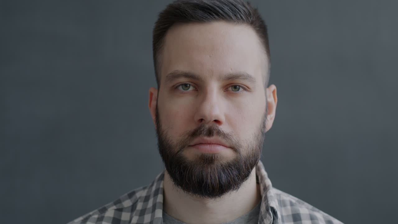 Ritratto di un uomo con la barba