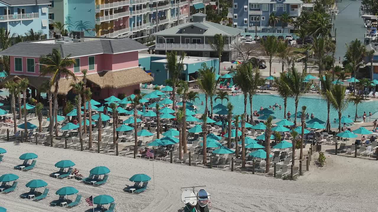 Vista drone panoramica di Margaritaville a Ft Myers Beach