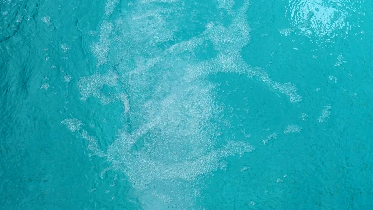 ondas de agua azul para el fondo.