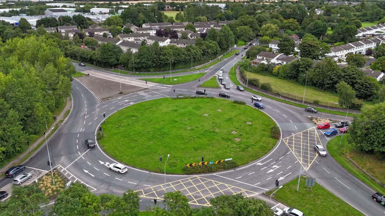 Roundabout in Ireland during busy afternoon