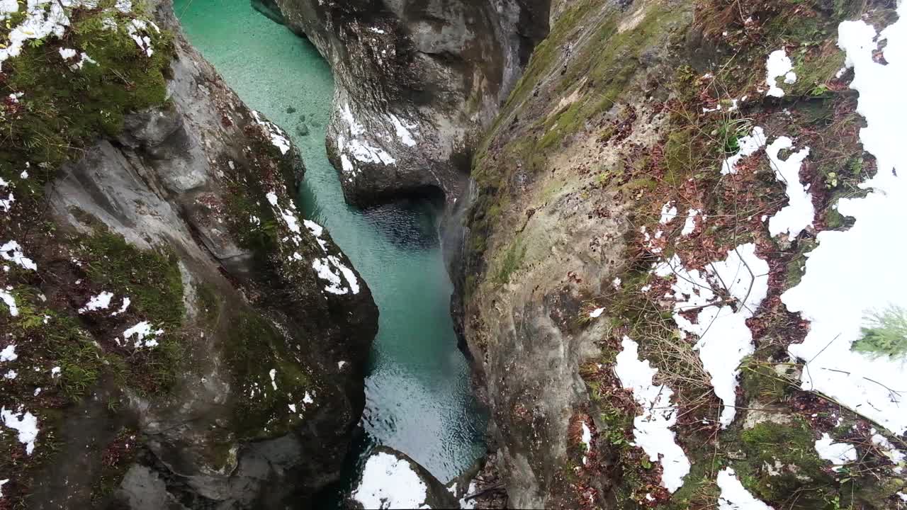 hermoso día de invierno en bohinj y el parque nacional triglav