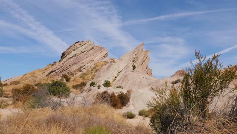 Vasquez-Rocks,-near-Agua-Dolce,-in-Los-Angeles-County,-Famous-rock-formations-featured-in-many-films-and-TV-shows