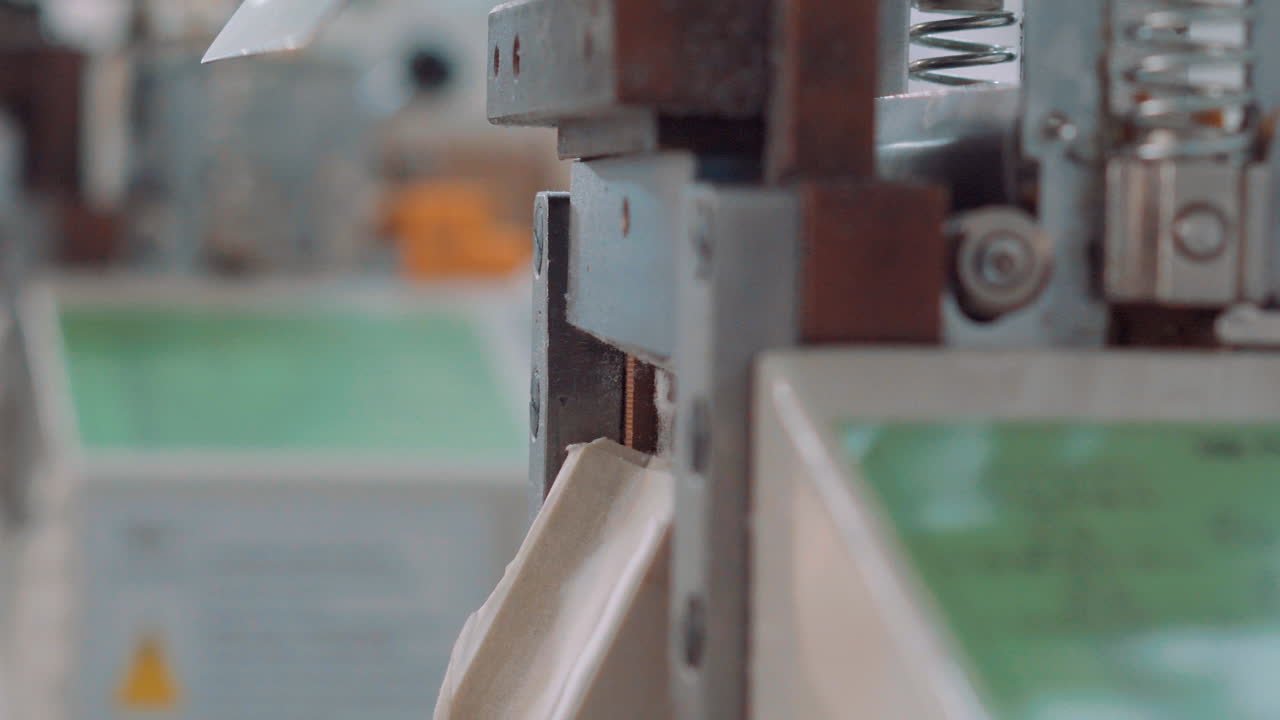 안면 마스크 용 고무줄 절단 용 자동 기계