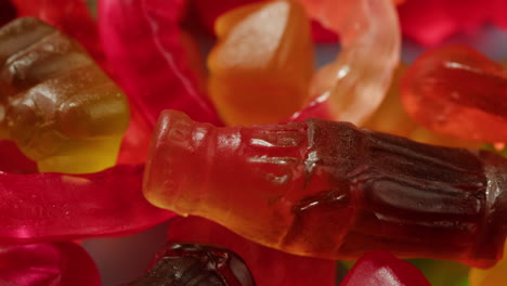 primer plano de caramelos de goma de colores