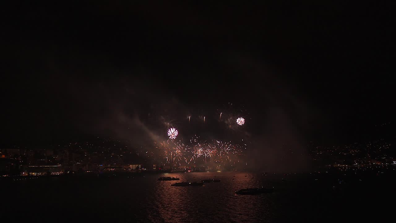 화려한 휴가 불꽃 놀이 배경